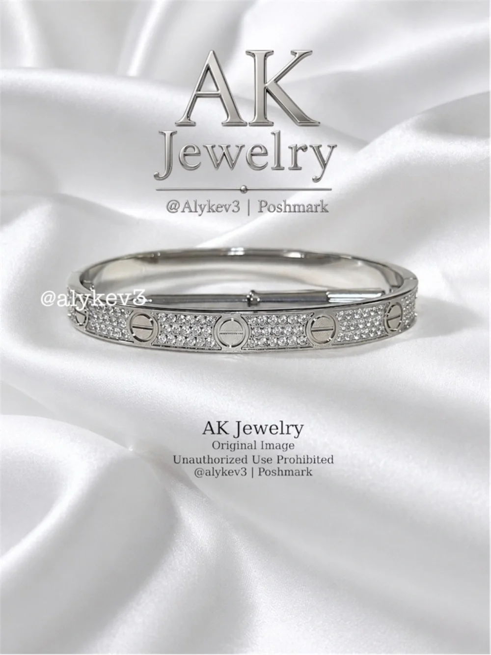 💎18k LUXURY Diamond CZ Style Design Bracelet, Bangle, Cuff, Unisex White Gold